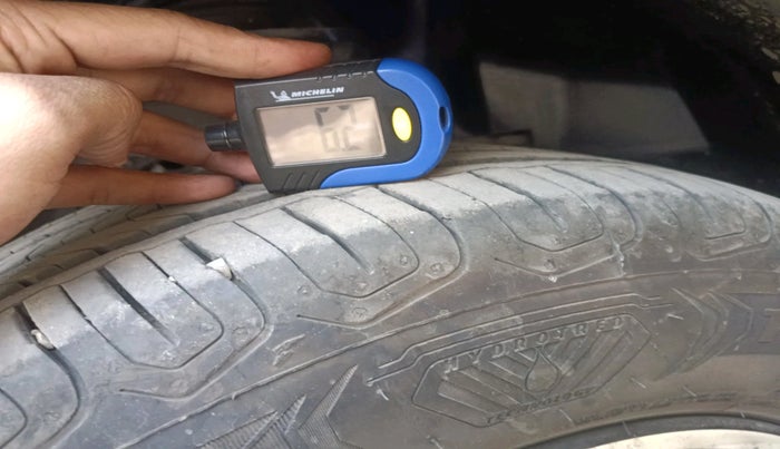 2024 Tata NEXON Creative Plus 1.2 Revotron 6MT, Petrol, Manual, 6,856 km, tyre