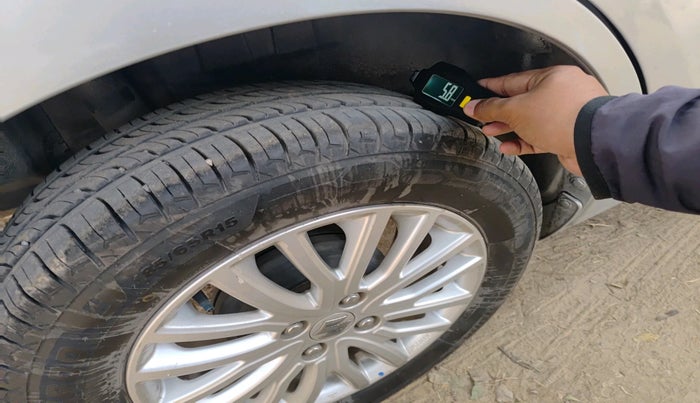 2018 Maruti Dzire ZXI, Petrol, Manual, 94,266 km, tyre