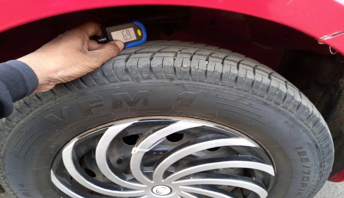 2010 Maruti Swift VXI, Petrol, Manual, 42,314 km, tyre