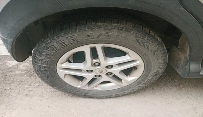 2016 Mahindra NUVOSPORT N8 AMT, Diesel, Automatic, 88,655 km, tyre