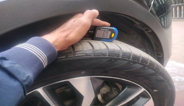 2019 Mahindra XUV300 W8 (O) 1.2 PETROL, Petrol, Manual, 36,203 km, tyre