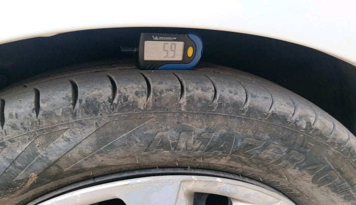 2012 Hyundai i20 MAGNA (O) 1.2, Diesel, Manual, 1,72,654 km, tyre