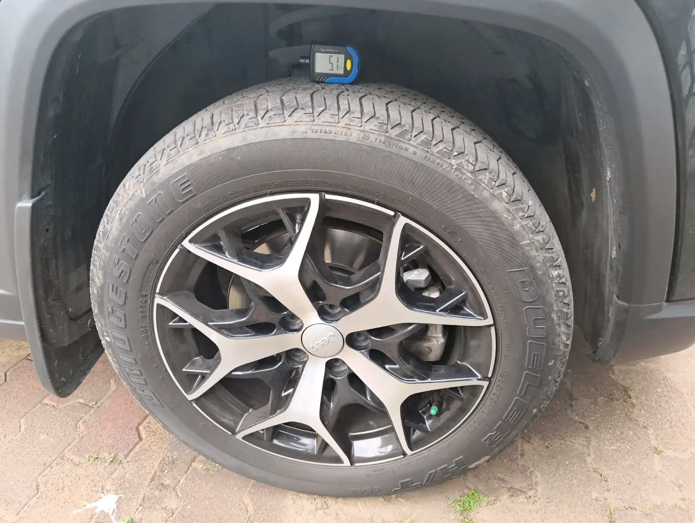 2023 Jeep MERIDIAN LIMITED (O) 4X4 AT, Diesel, Automatic, 26,958 km, tyre