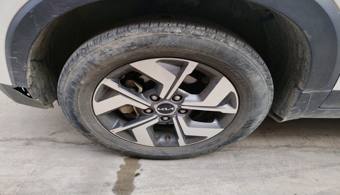 2022 KIA SONET HTX 1.5 AT, Diesel, Automatic, 38,050 km, tyre