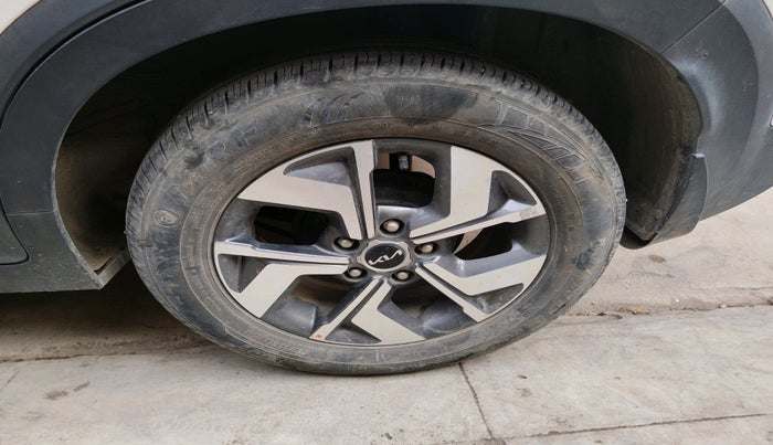 2022 KIA SONET HTX 1.5 AT, Diesel, Automatic, 38,050 km, tyre