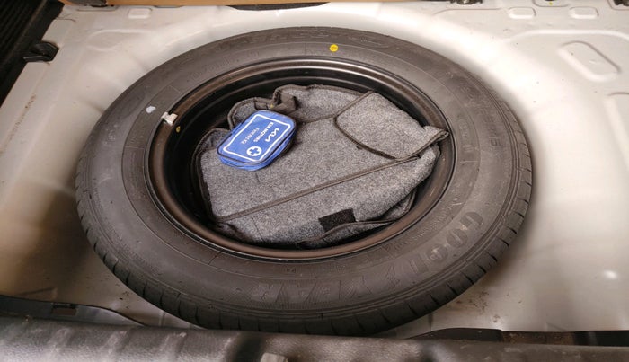 2022 KIA SONET HTX 1.5 AT, Diesel, Automatic, 38,050 km, tyre