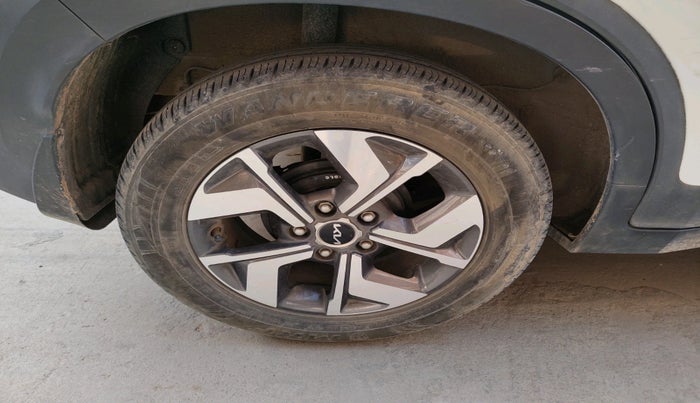 2022 KIA SONET HTX 1.5 AT, Diesel, Automatic, 38,050 km, tyre