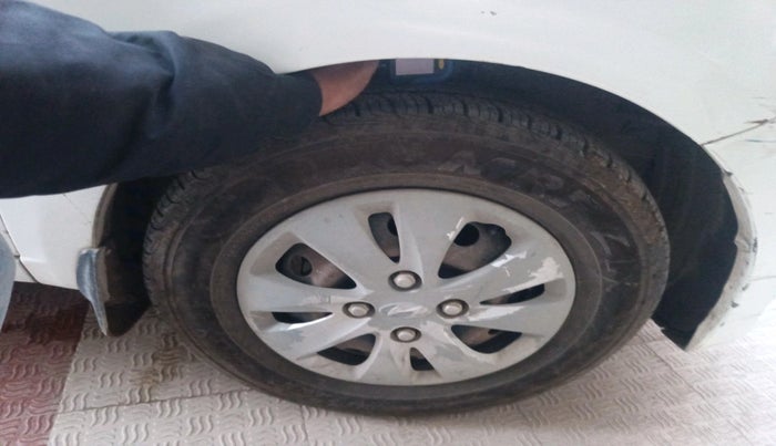 2011 Hyundai i10 SPORTZ 1.2, Petrol, Manual, 80,514 km, tyre