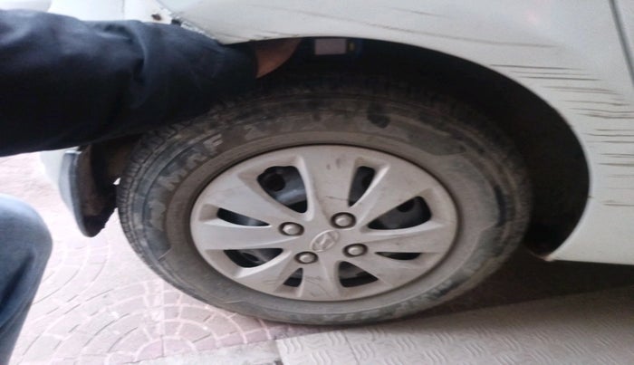 2011 Hyundai i10 SPORTZ 1.2, Petrol, Manual, 80,514 km, tyre