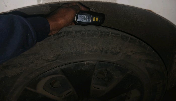 2013 Maruti Ritz VDI, Diesel, Manual, 70,643 km, tyre