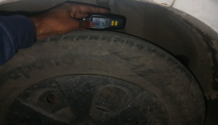 2013 Maruti Ritz VDI, Diesel, Manual, 70,643 km, tyre