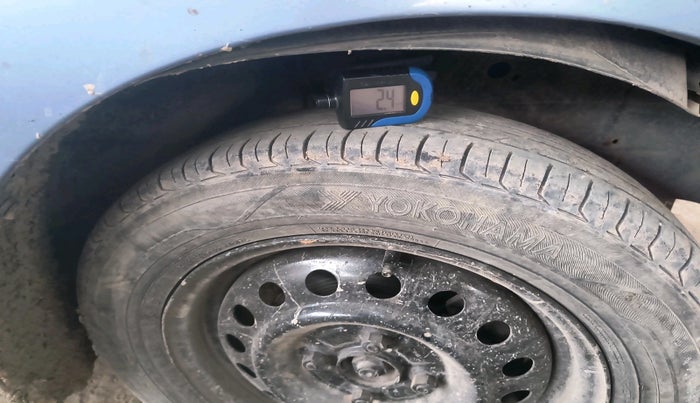 2013 Maruti Wagon R 1.0 VXI, Petrol, Manual, 66,974 km, tyre