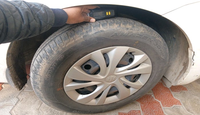 2019 Maruti Swift VXI, Petrol, Manual, 47,265 km, tyre