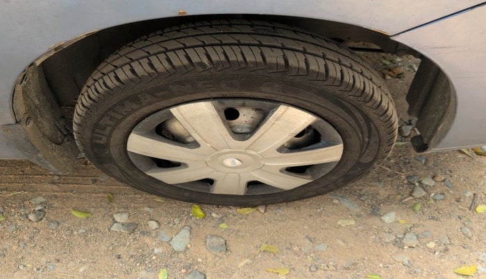 2012 Maruti Wagon R 1.0 LXI CNG, Petrol, Manual, 1,29,492 km, tyre