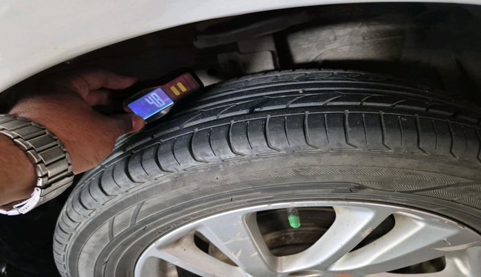 2011 Maruti Swift ZDI, Diesel, Manual, 1,63,269 km, tyre