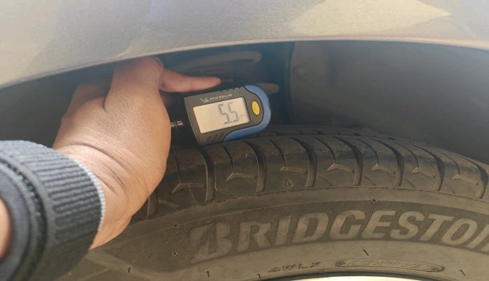 2017 Maruti Dzire ZXI PLUS AMT, Petrol, Automatic, 79,535 km, tyre