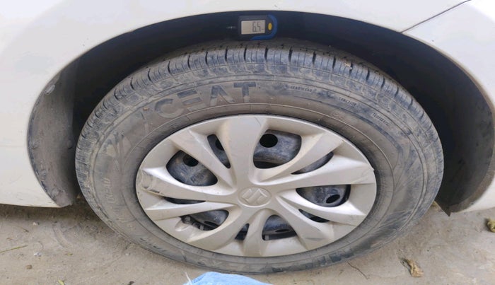 2018 Maruti Swift VXI AMT, Petrol, Automatic, 78,733 km, tyre