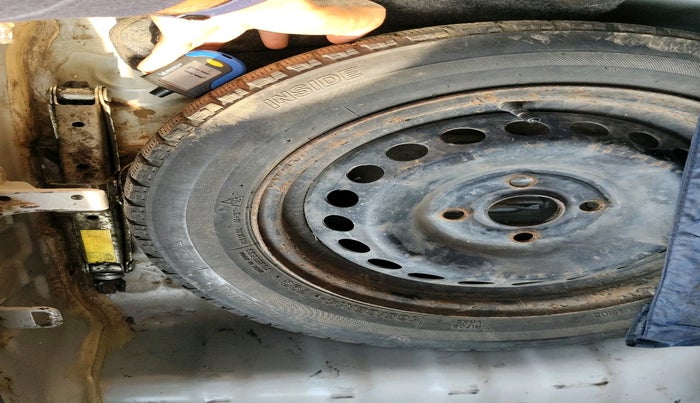 2015 Hyundai Grand i10 SPORTZ 1.1 CRDI, Diesel, Manual, 75,069 km, tyre