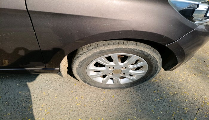 2017 Tata Tiago XZ PETROL, Petrol, Manual, 79,773 km, tyre