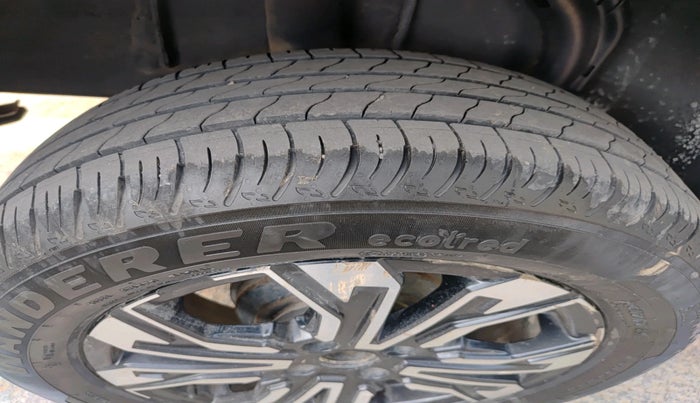 2021 Renault Kiger RXZ TURBO MT, Petrol, Manual, 87,546 km, tyre