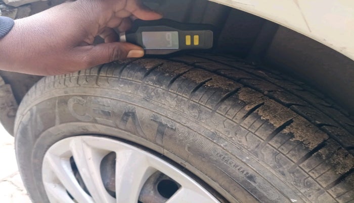 2016 Maruti Swift Dzire VDI, Diesel, Manual, 2,01,420 km, tyre