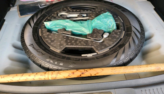 2018 Maruti S Cross ZETA 1.3, Diesel, Manual, 1,03,665 km, tyre