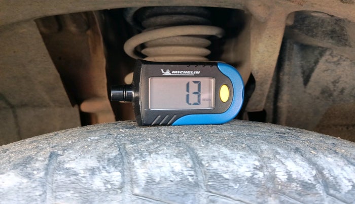 2022 Renault TRIBER RXT, Petrol, Manual, 47,468 km, tyre