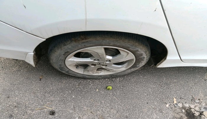 2015 Honda City 1.5L I-VTEC VX CVT, Petrol, Automatic, 92,843 km, tyre