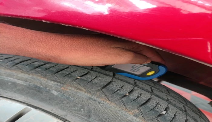 2020 Maruti Alto LXI, Petrol, Manual, 29,298 km, tyre