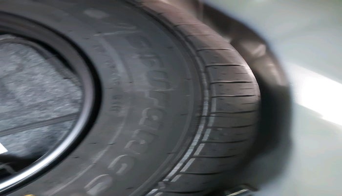 2024 KIA SONET HTK PLUS 1.0 TURBO PETROL IMT, Petrol, Manual, 1,615 km, tyre