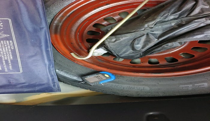 2022 Nissan MAGNITE XV PREMIUM, Petrol, Manual, 40,882 km, tyre