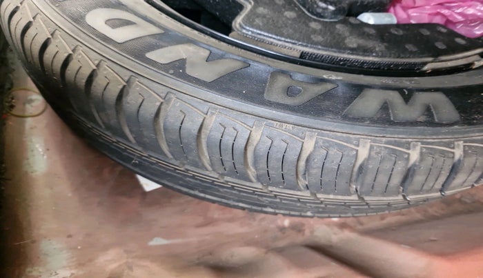 2018 Maruti Vitara Brezza VDI (O), Diesel, Manual, 88,359 km, tyre