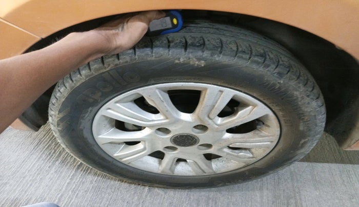 2018 Tata Tiago XZ PETROL, Petrol, Manual, 66,682 km, tyre