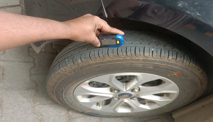 2017 Ford Figo Aspire TITANIUM 1.2 PETROL, Petrol, Manual, 39,921 km, tyre