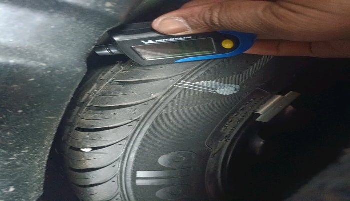 2017 Ford Figo Aspire TITANIUM 1.2 PETROL, Petrol, Manual, 39,921 km, tyre