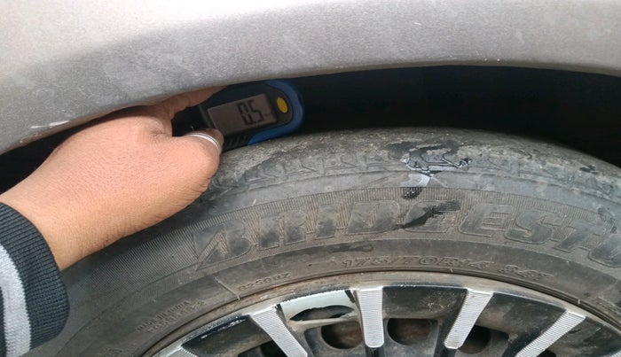 2014 Honda Amaze 1.5L I-DTEC S, Diesel, Manual, 1,43,134 km, tyre