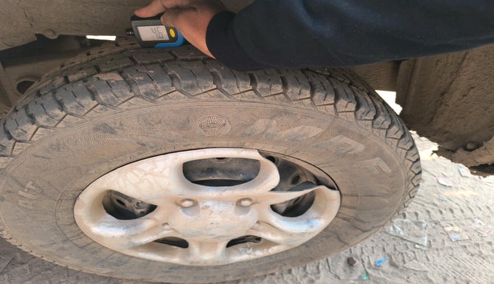 2011 Mahindra Scorpio SLE, Diesel, Manual, 1,15,920 km, tyre