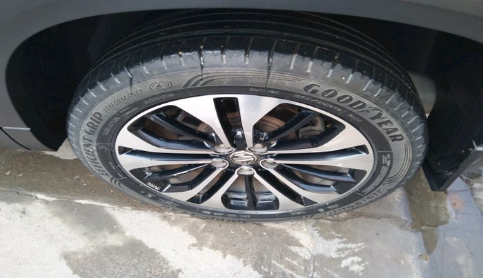 2021 MG HECTOR SHARP 2.0 DIESEL, Diesel, Manual, 35,876 km, tyre