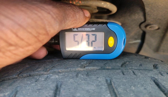 2018 Hyundai Elite i20 ASTA 1.2, Petrol, Manual, 1,29,615 km, tyre