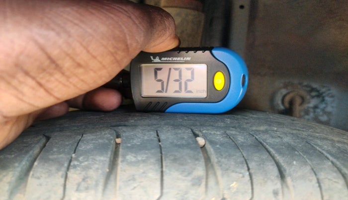 2018 Hyundai Elite i20 ASTA 1.2, Petrol, Manual, 1,29,615 km, tyre