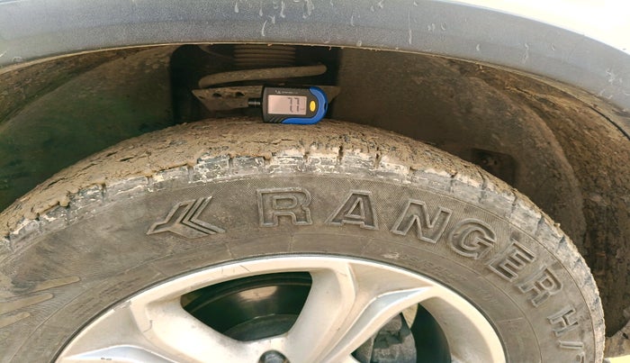 2019 Tata Harrier XT 2.0L KRYOTEC, Diesel, Manual, 56,413 km, tyre