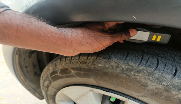 2019 Maruti New Wagon-R VXI (O) 1.2 AMT, Petrol, Automatic, 97,292 km, tyre