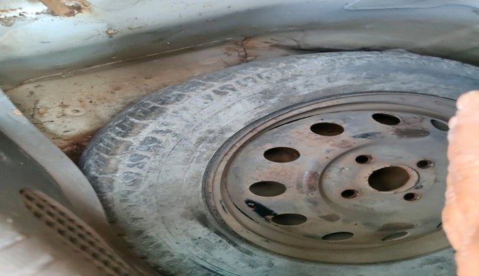 2011 Hyundai i10 MAGNA 1.2, Petrol, Manual, 58,511 km, tyre