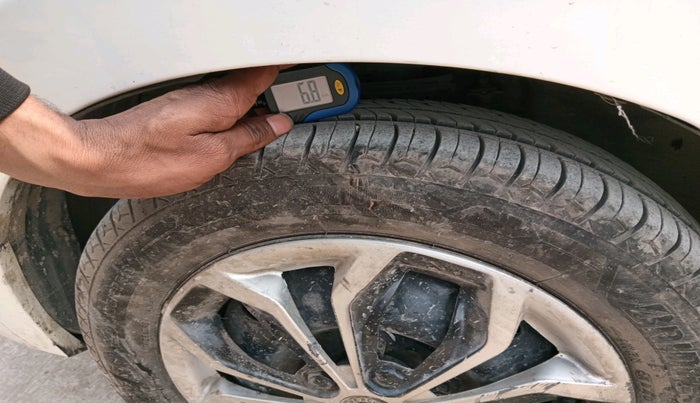 2018 Maruti Alto K10 LXI CNG (AIRBAG), Petrol, Manual, 60,406 km, tyre