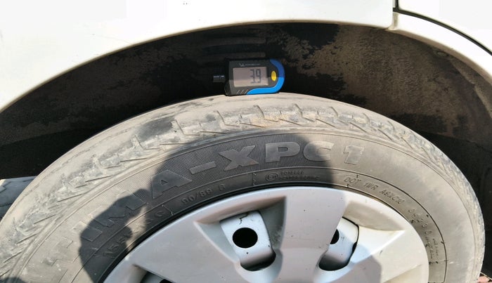 2023 Maruti Eeco 5 STR AC CNG, Petrol, Manual, 41,591 km, tyre