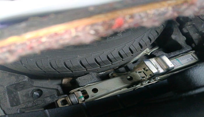 2022 Tata TIGOR XZ PLUS CNG, Petrol, Manual, 91,809 km, tyre