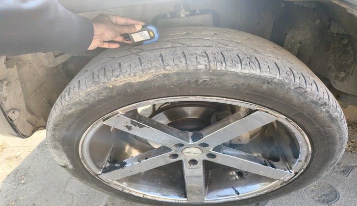 2022 Mahindra Thar LX D AT 4WD HT, Diesel, Automatic, 37,161 km, tyre