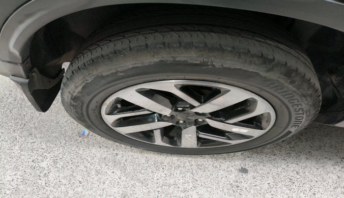 2023 Tata Safari XZA PLUS O 6STR DARK, Diesel, Automatic, 34,435 km, tyre