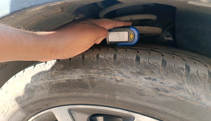 2021 Mahindra XUV500 W11, Diesel, Manual, 86,522 km, tyre