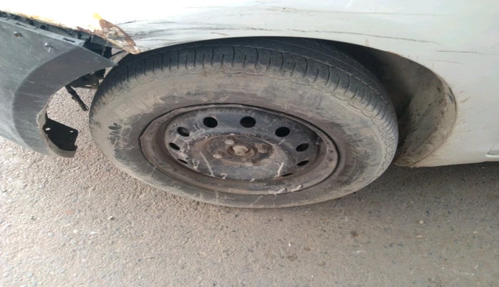 2012 Maruti Swift VDI, Diesel, Manual, 1,39,723 km, tyre